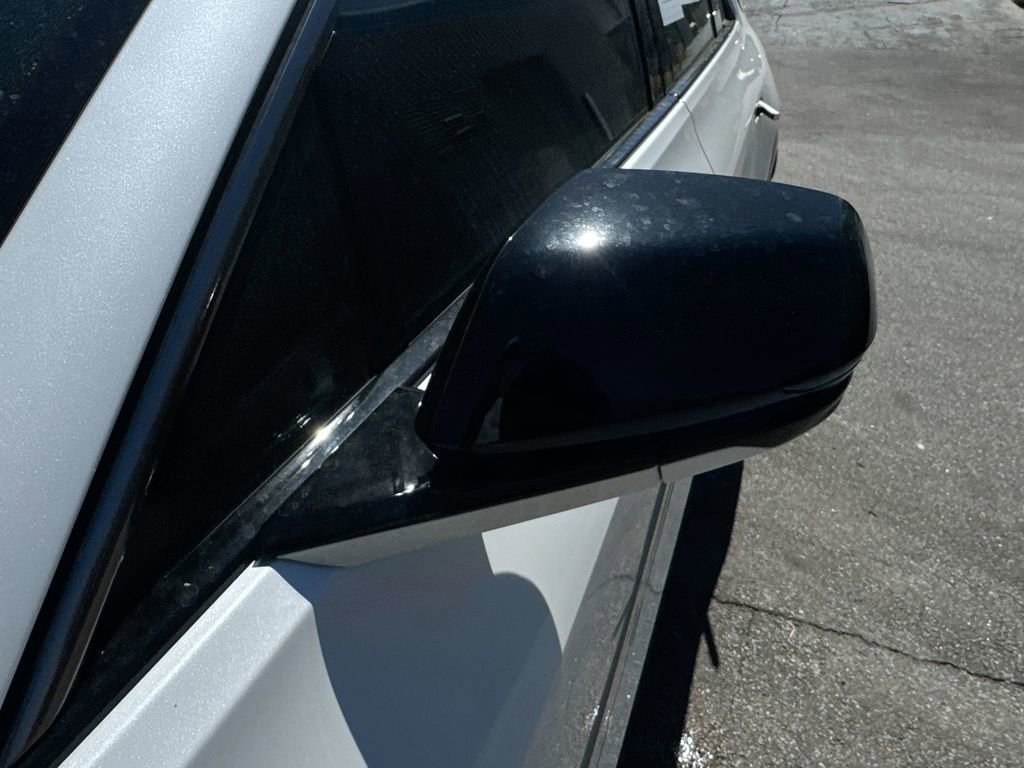 Used 2024 Cadillac Lyriq Sport image 11