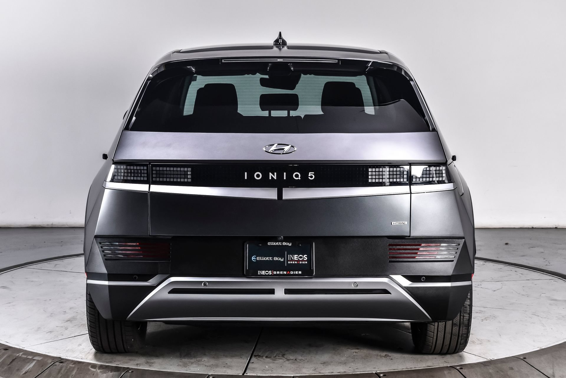Used 2024 Hyundai Ioniq 5 SEL AWD/4WD image 4
