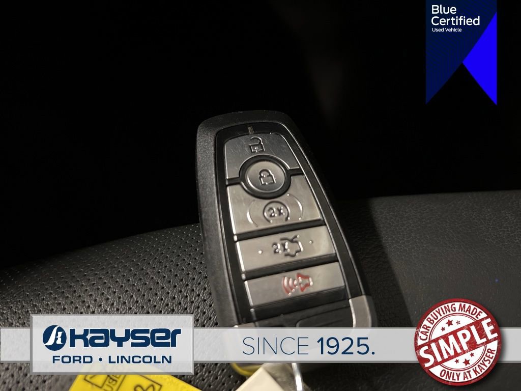 Used 2020 Ford Fusion Energi Titanium FWD image 38