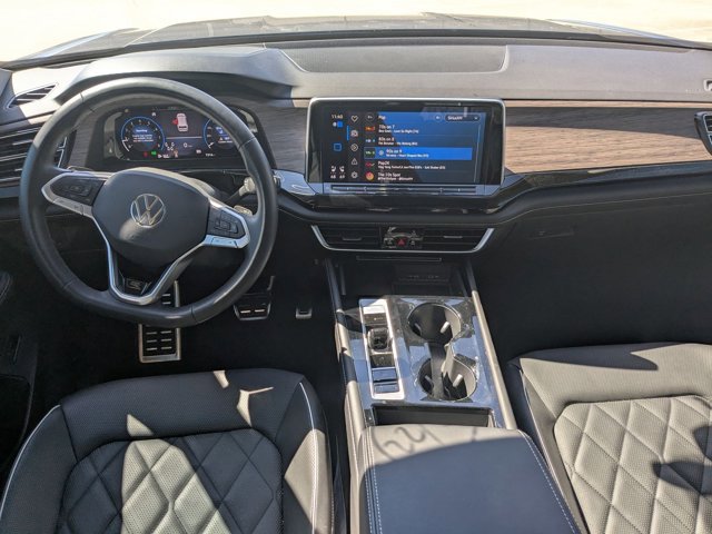 Used 2024 Volkswagen Atlas SEL Premium R-Line image 19