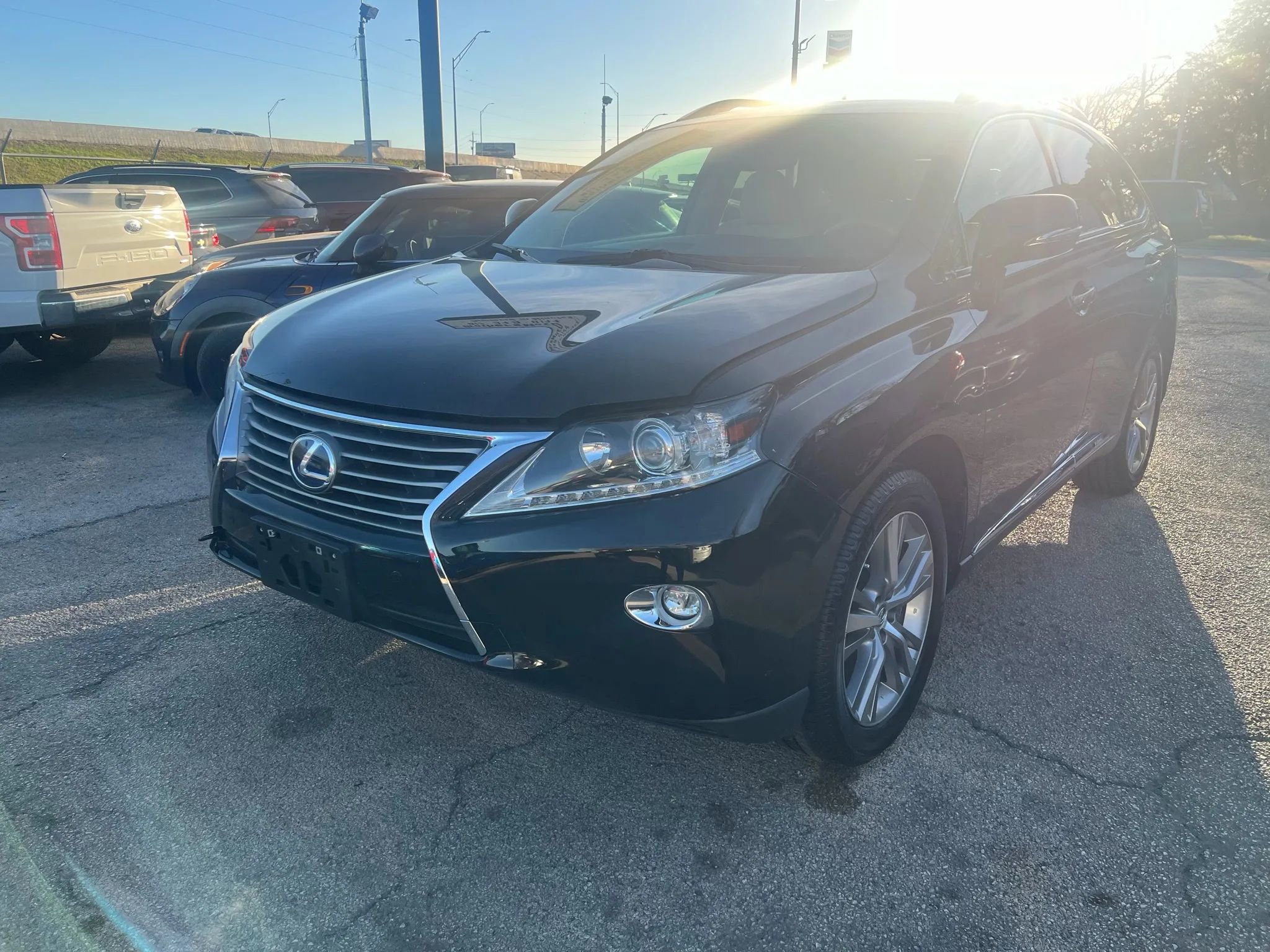 Used 2015 Lexus RX 450h AWD image 3