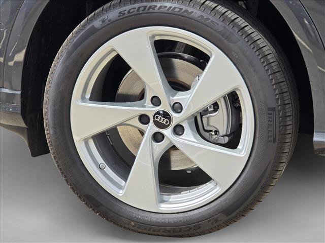 New 2026 Audi Q5 Premium Plus AWD/4WD image 9