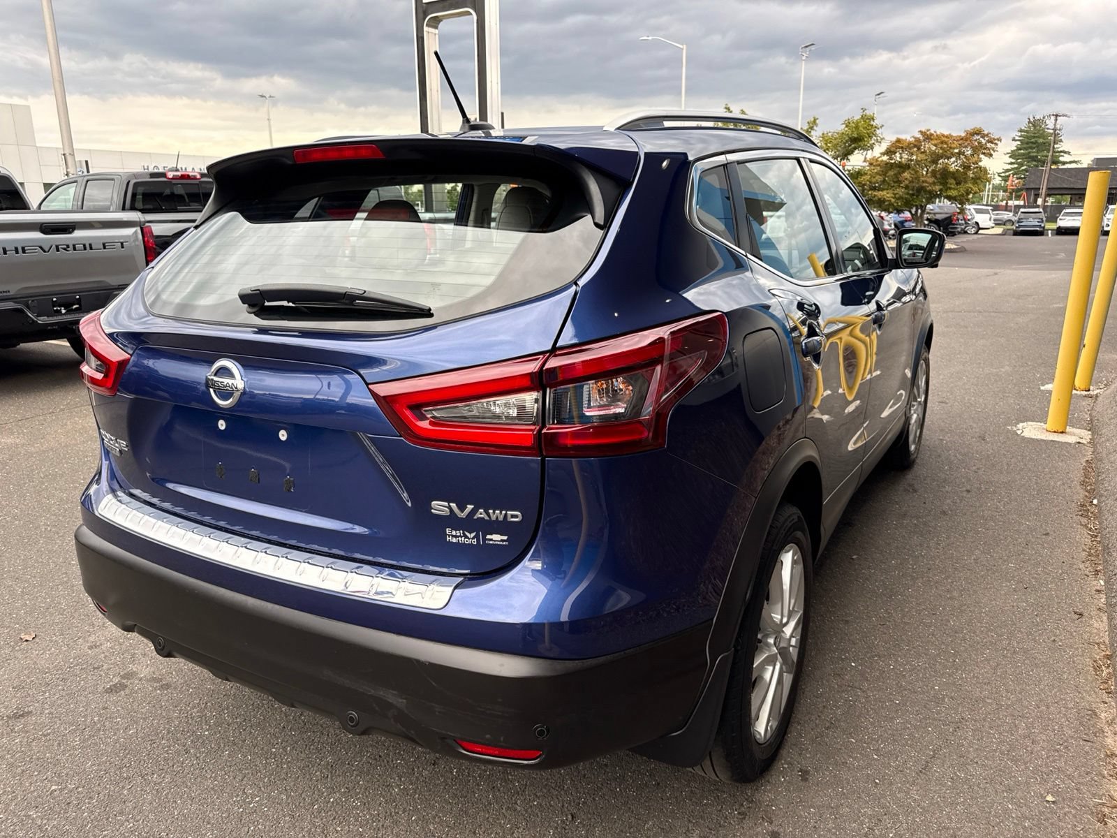 Used 2021 Nissan Rogue Sport SV w/ Technology Package AWD/4WD image 6