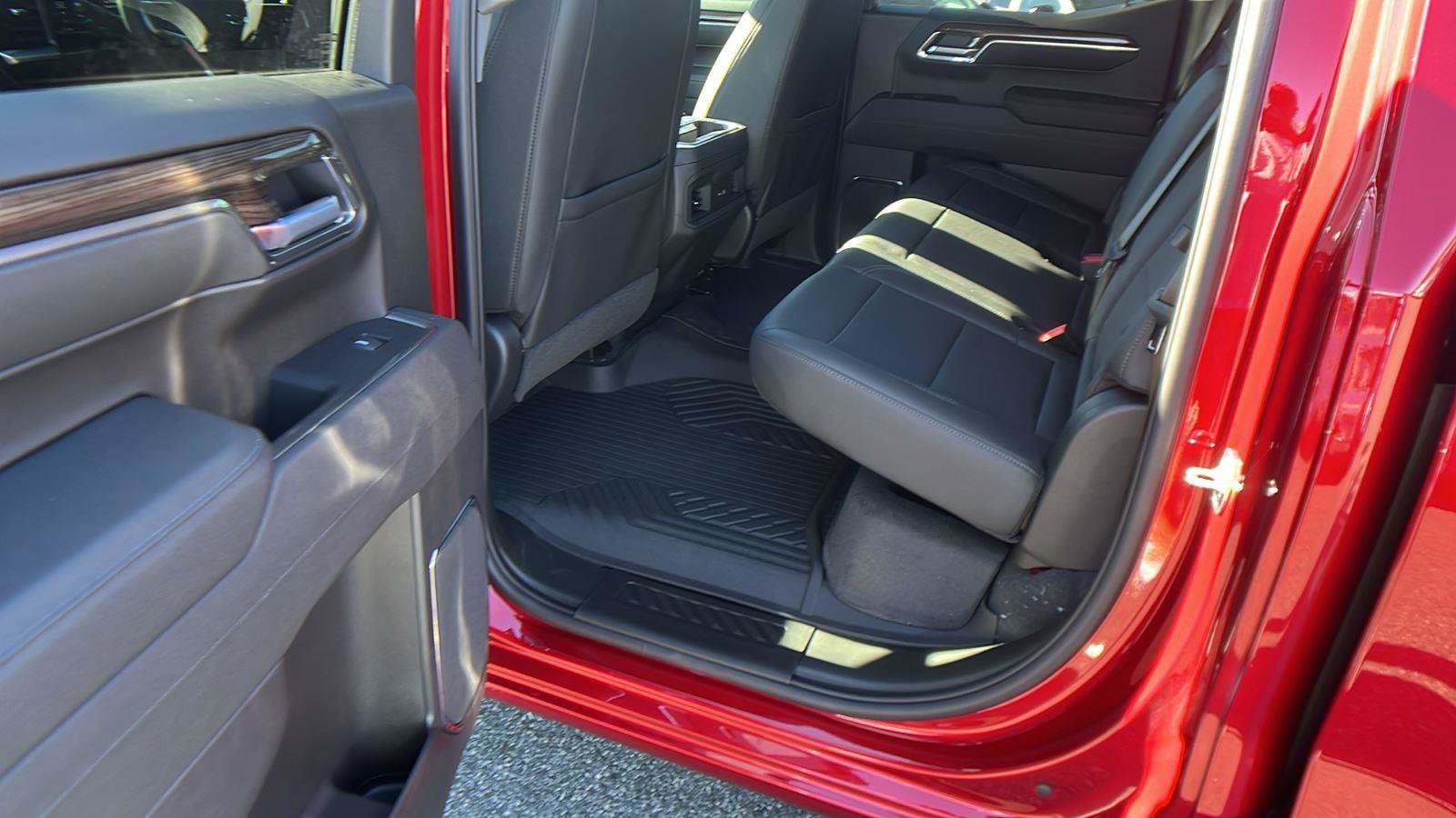 Used 2026 Chevrolet Silverado 1500 RST w/ RST All Star Premium Package image 17