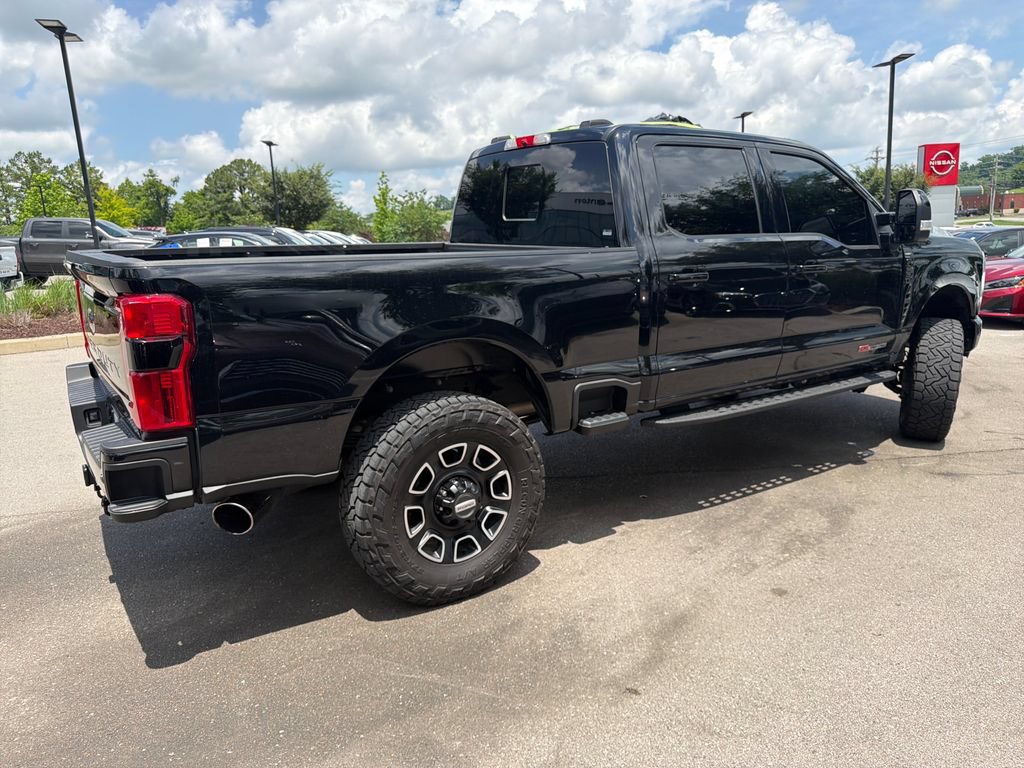 Used 2023 Ford F250 Lariat w/ Lariat Ultimate Package AWD/4WD image 7