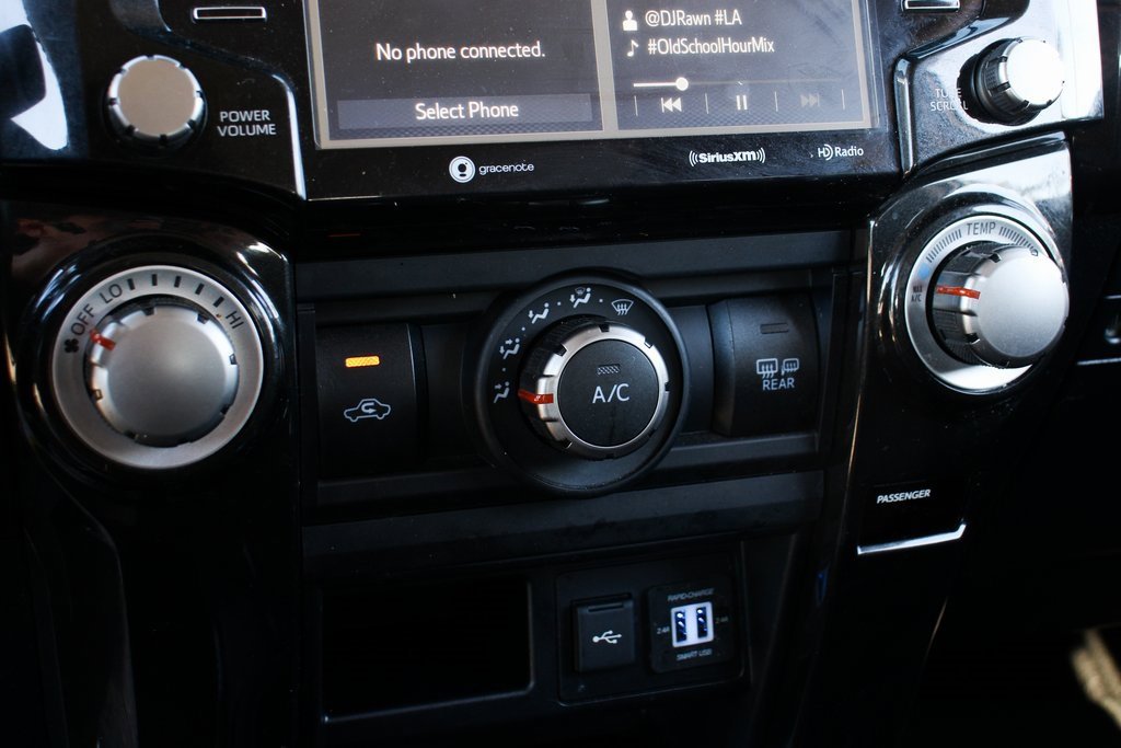 Used 2020 Toyota 4Runner TRD Off-Road Premium image 31