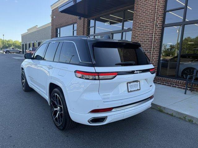 Used 2024 Jeep Grand Cherokee Summit AWD/4WD image 5