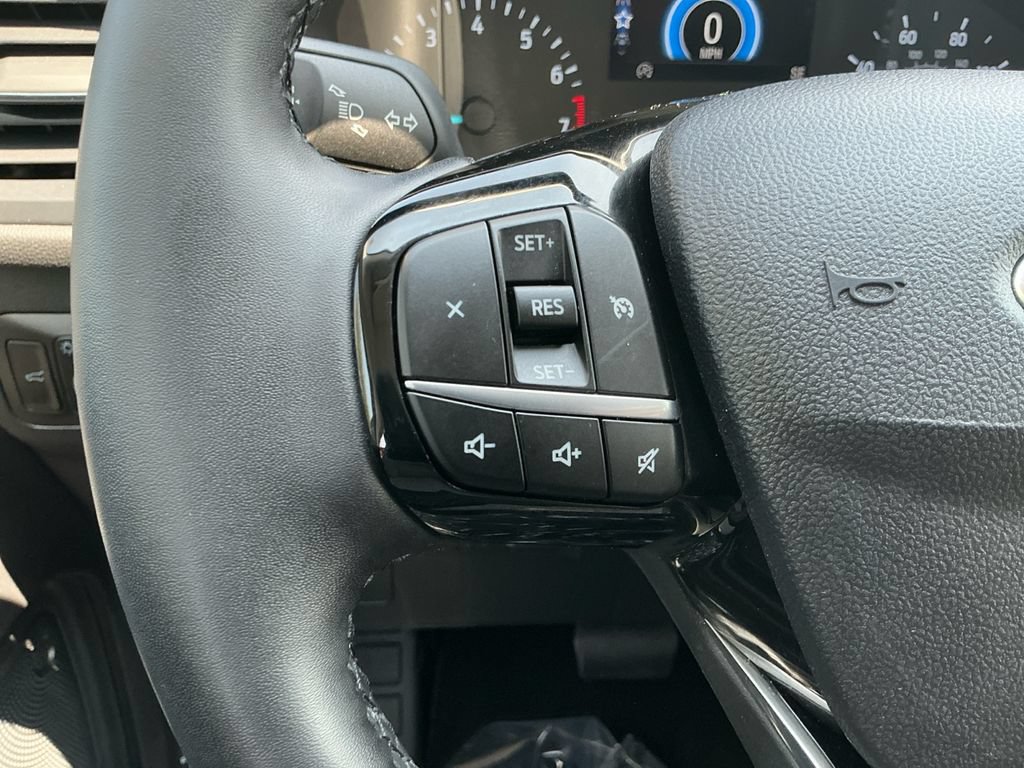 Used 2022 Ford Escape SE w/ SE Sport Appearance Package AWD/4WD image 21