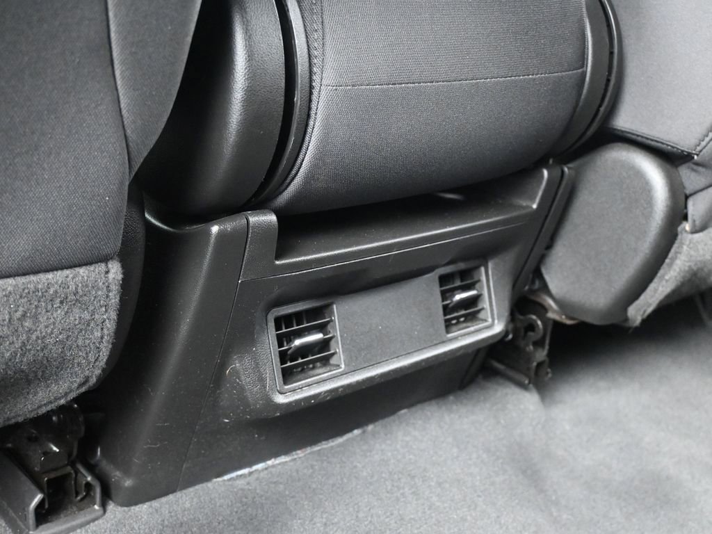 Used 2023 Chevrolet Silverado 1500 Custom image 33