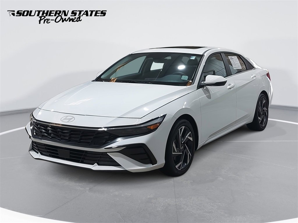 Certified 2025 Hyundai Elantra Limited w/ Cargo Package