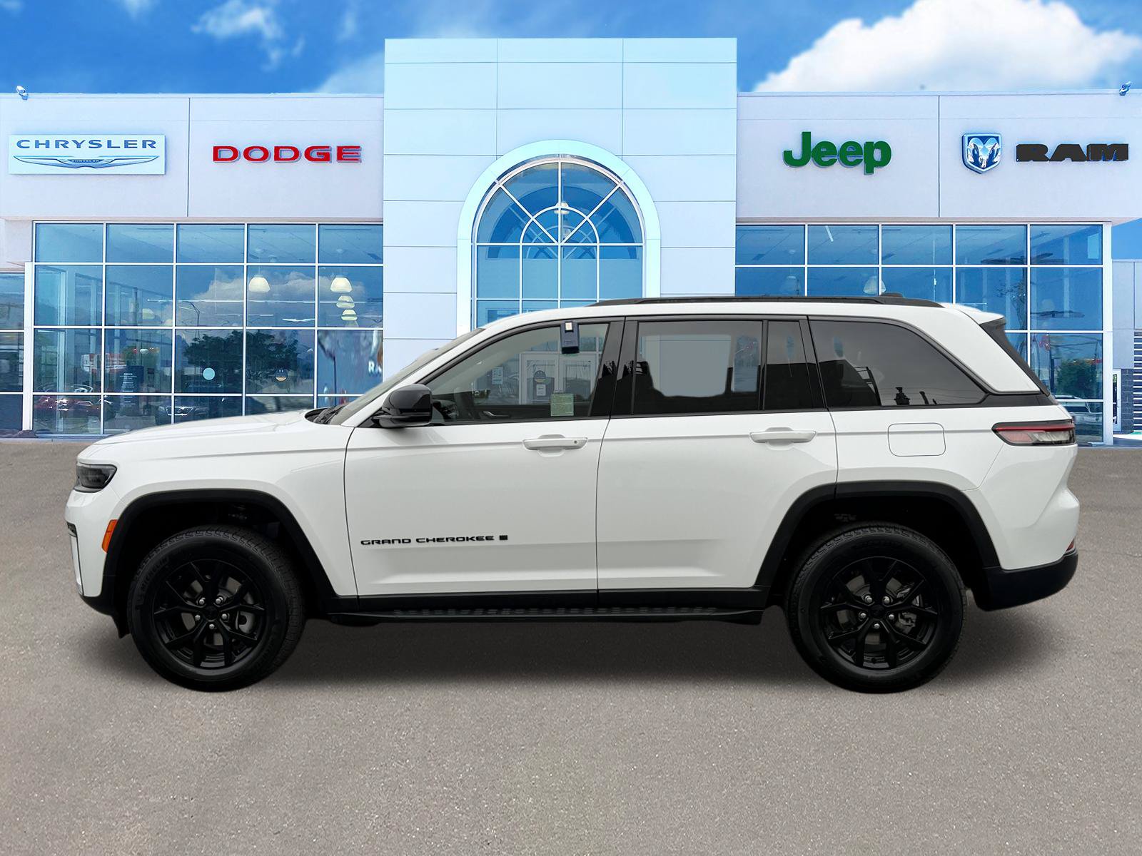 New 2026 Jeep Grand Cherokee Altitude RWD image 6