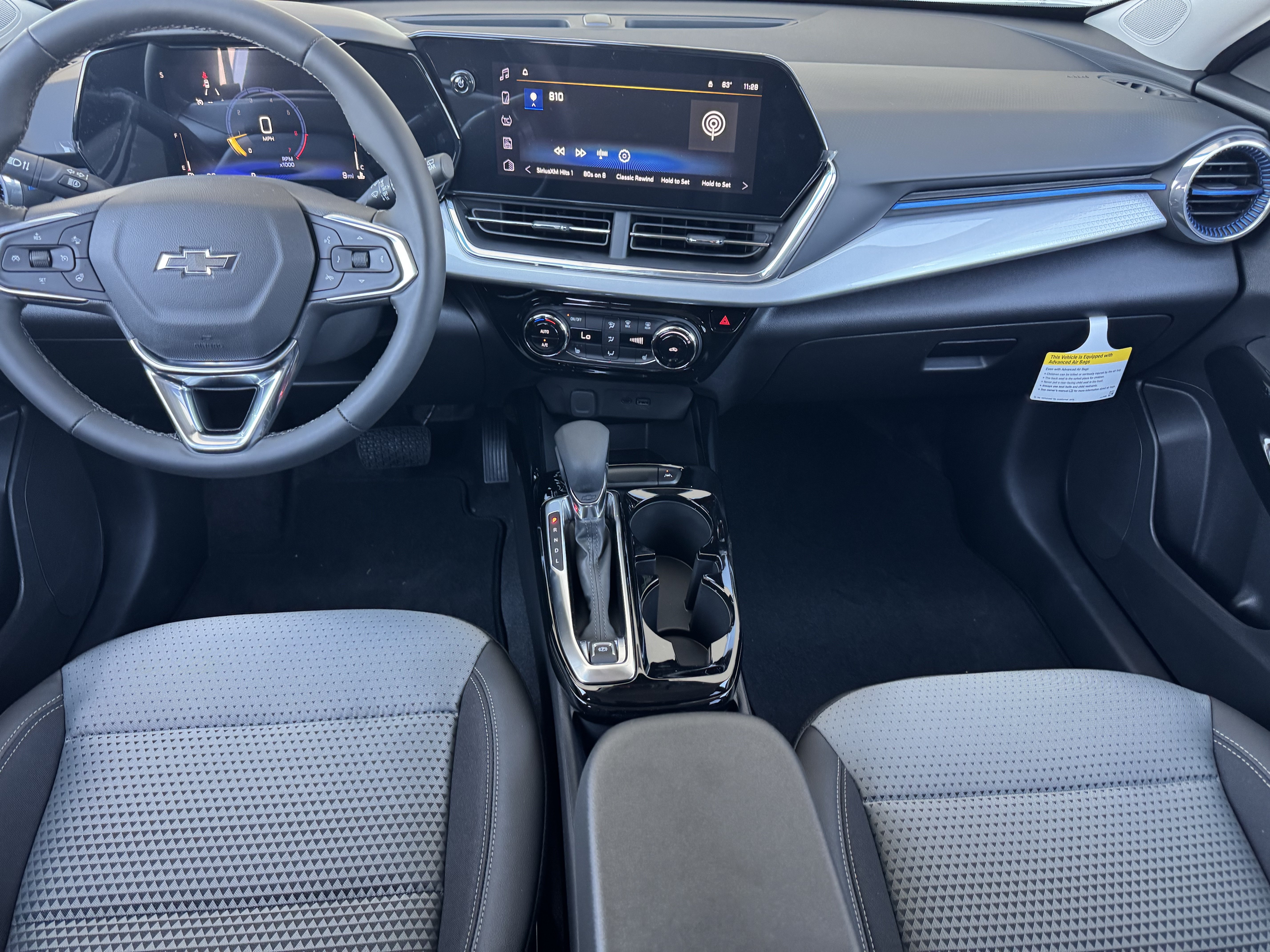 New 2026 Chevrolet Trax LT w/ Midnight Edition FWD image 17