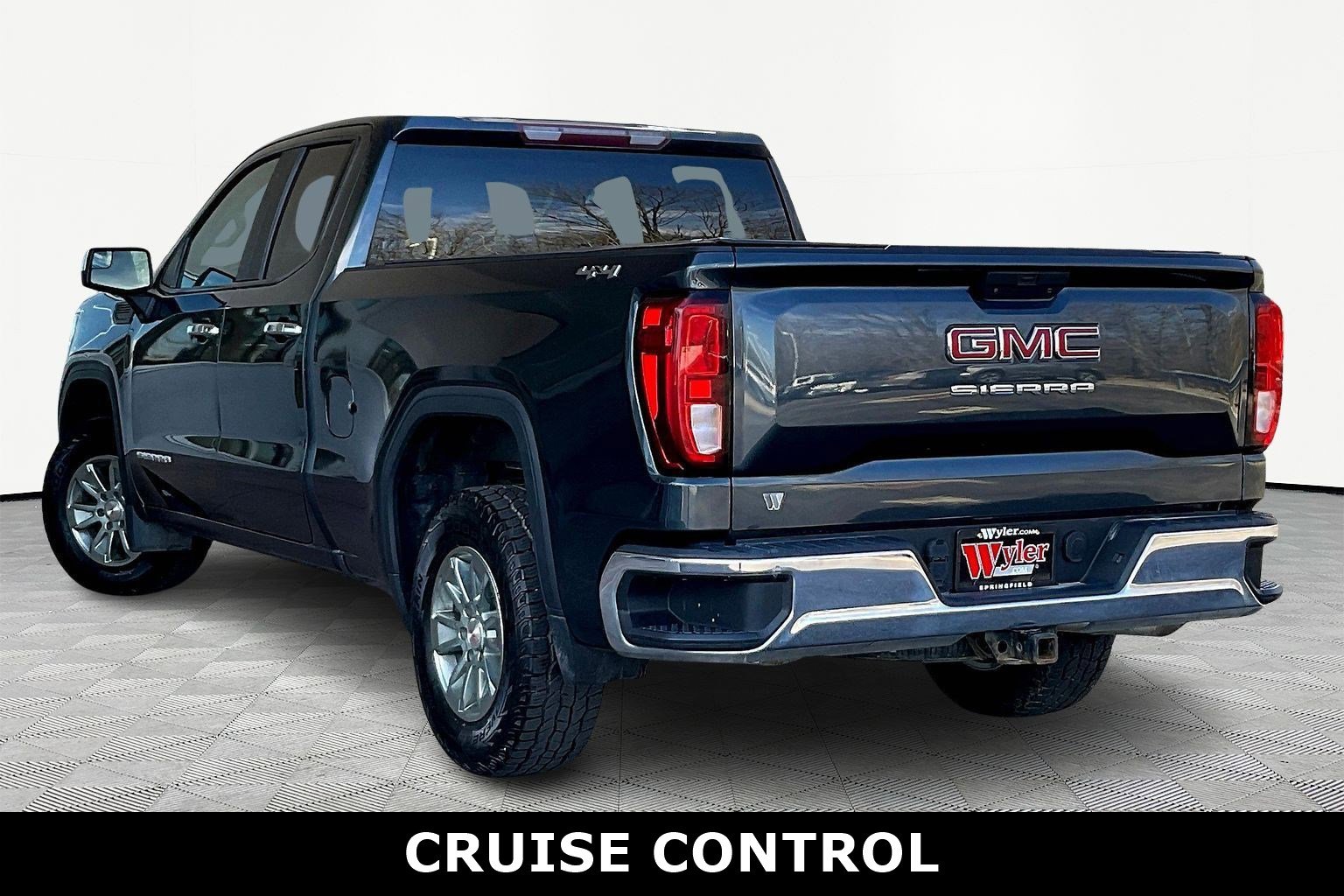 Used 2019 GMC Sierra 1500 Base w/ Convenience Package image 4