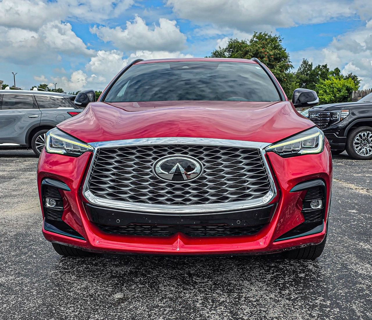 Used 2023 INFINITI QX55 Sensory w/ Lighting Package AWD/4WD image 2