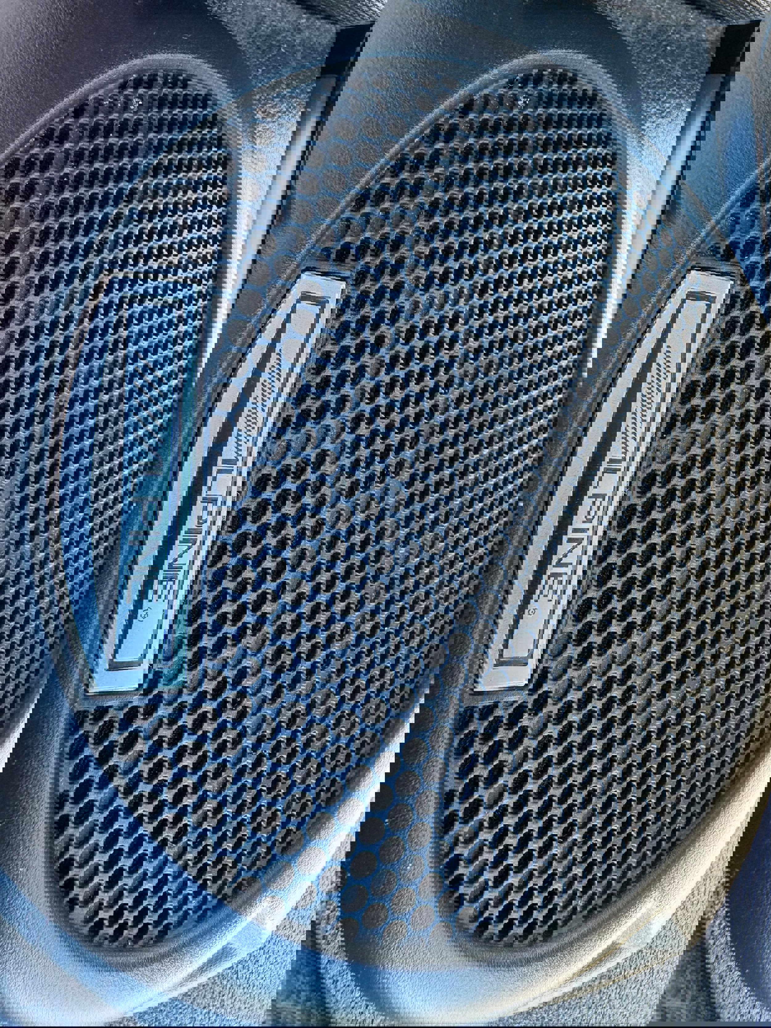 Used 2016 Jeep Wrangler Unlimited Rubicon image 41