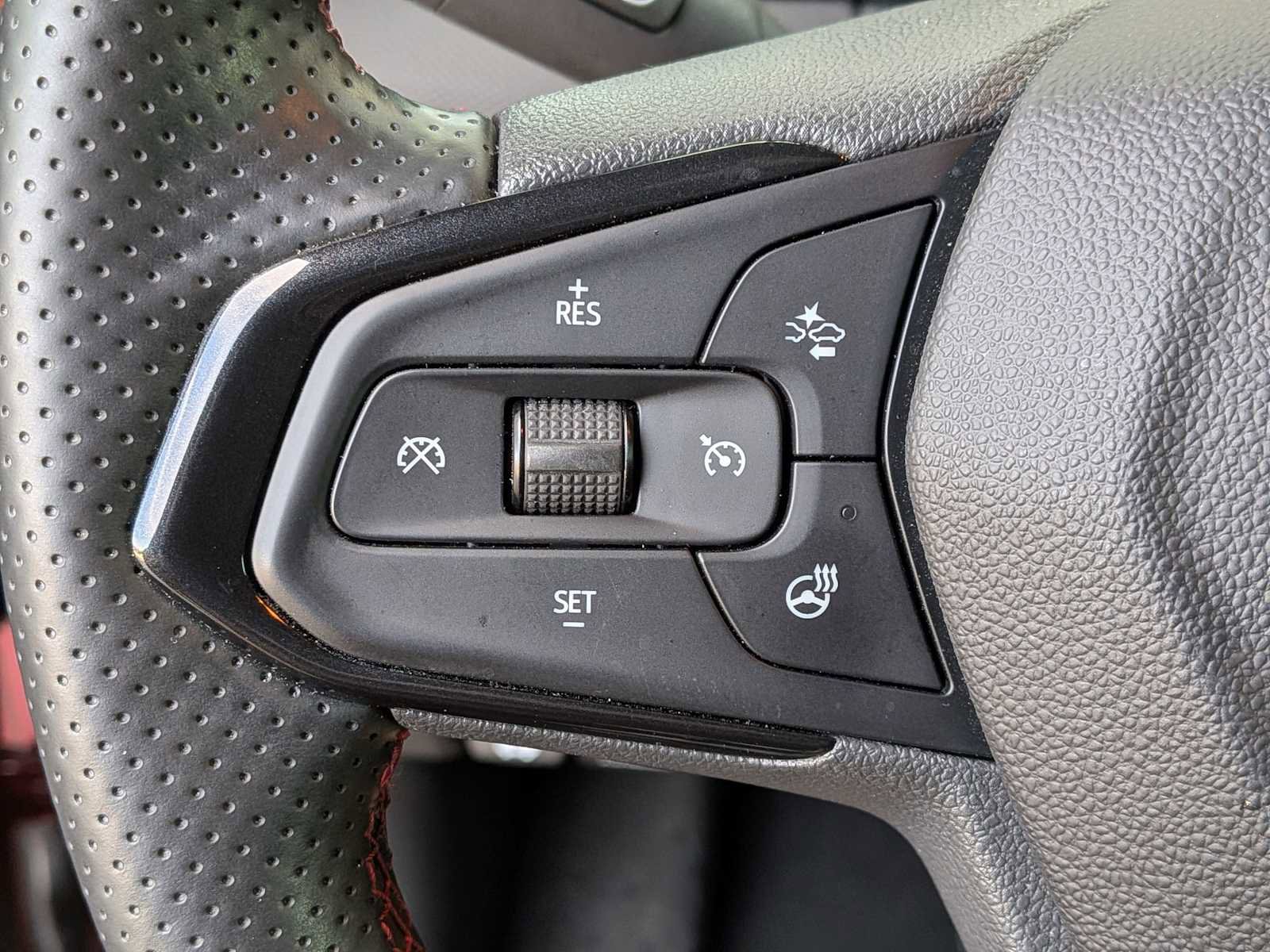 Used 2024 Chevrolet TrailBlazer RS w/ Convenience Package image 24