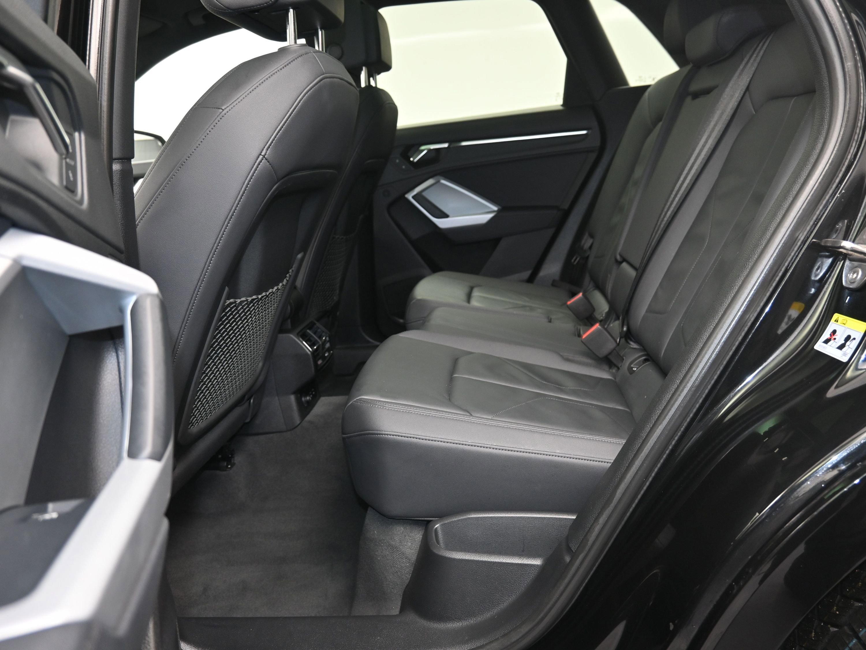 Used 2024 Audi Q3 2.0T Premium image 23