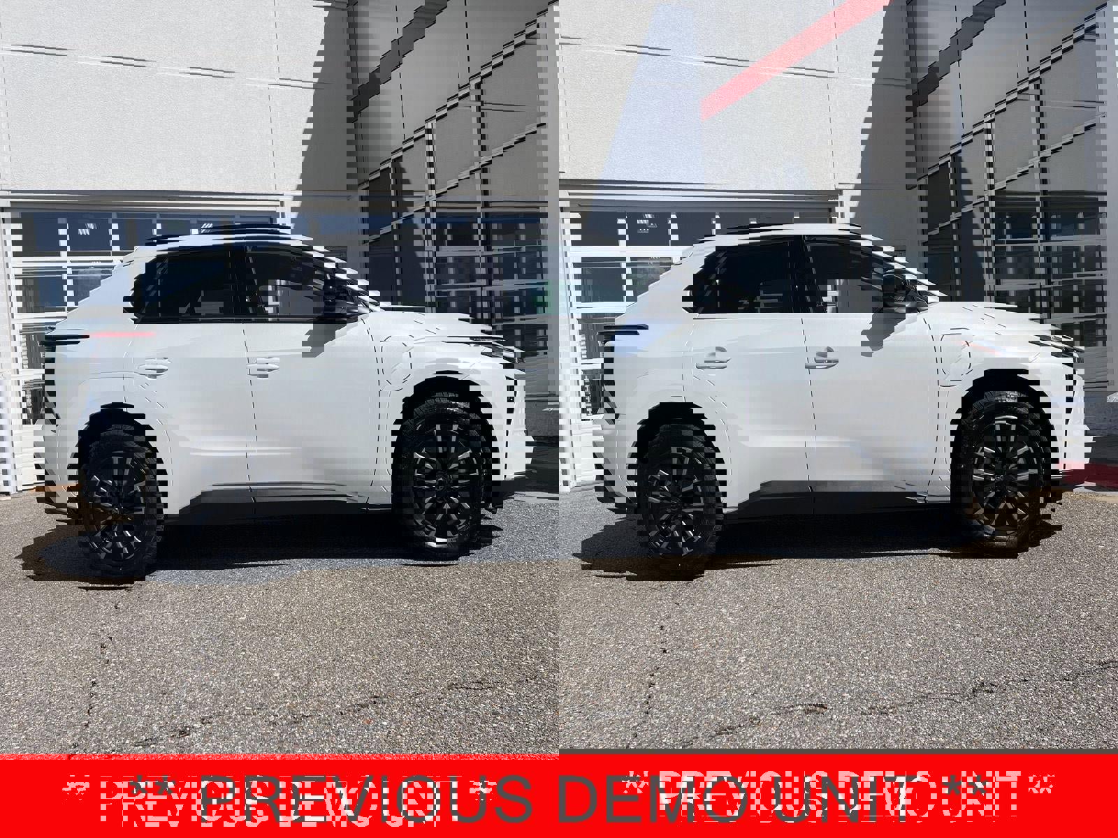 Used 2026 Toyota bZ AWD/4WD image 1