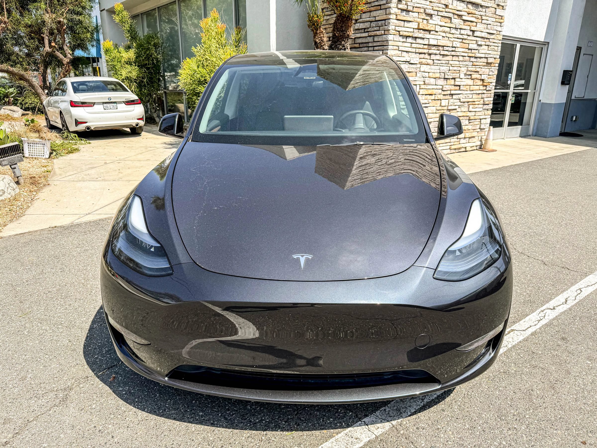 Used 2024 Tesla Model Y Long Range AWD/4WD image 9