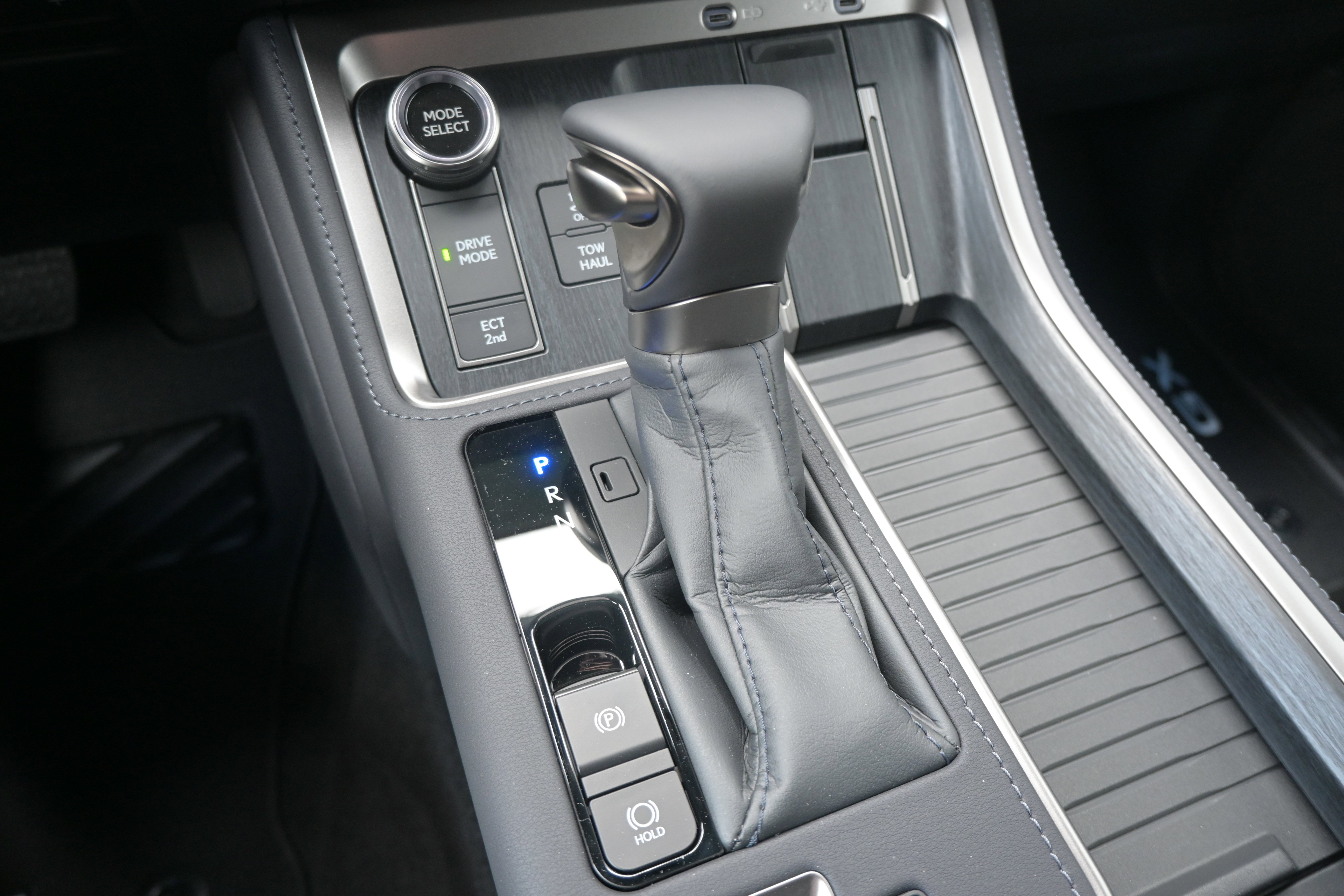 Used 2026 Lexus GX 550 GX 550 Premium w/ Cold Area Package image 27