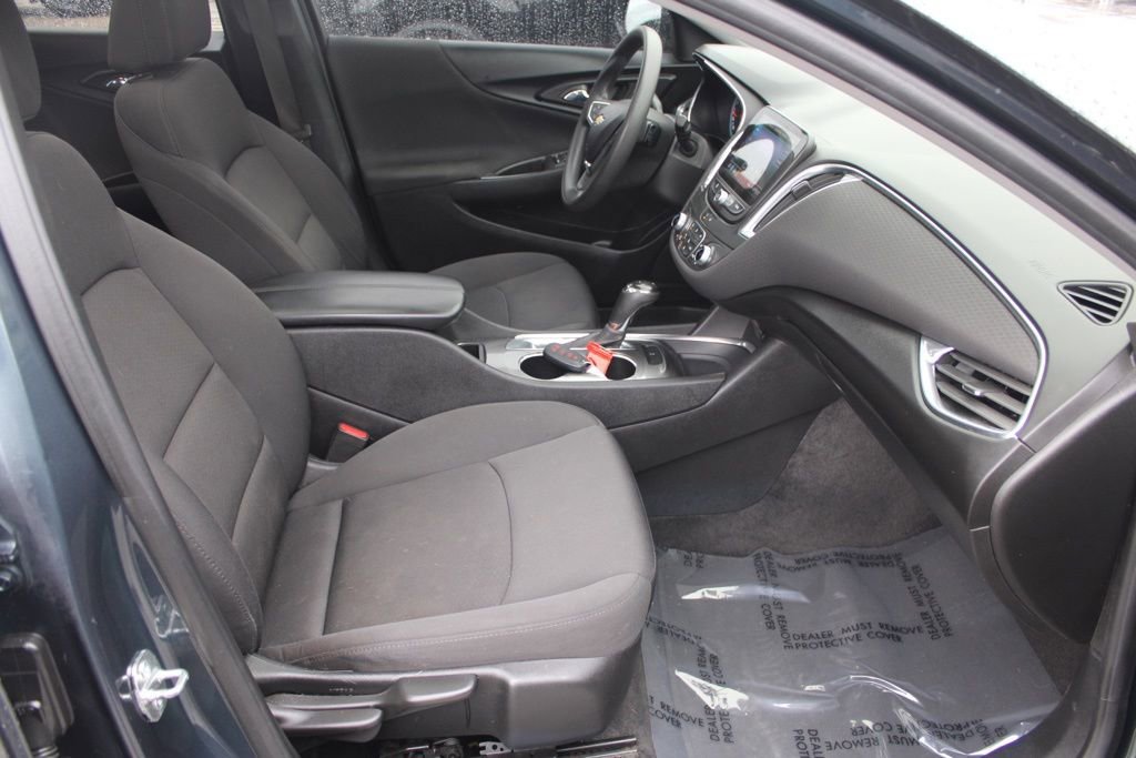 Used 2020 Chevrolet Malibu LT image 19