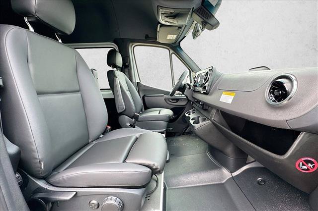 New 2026 Mercedes-Benz Sprinter 2500 image 23