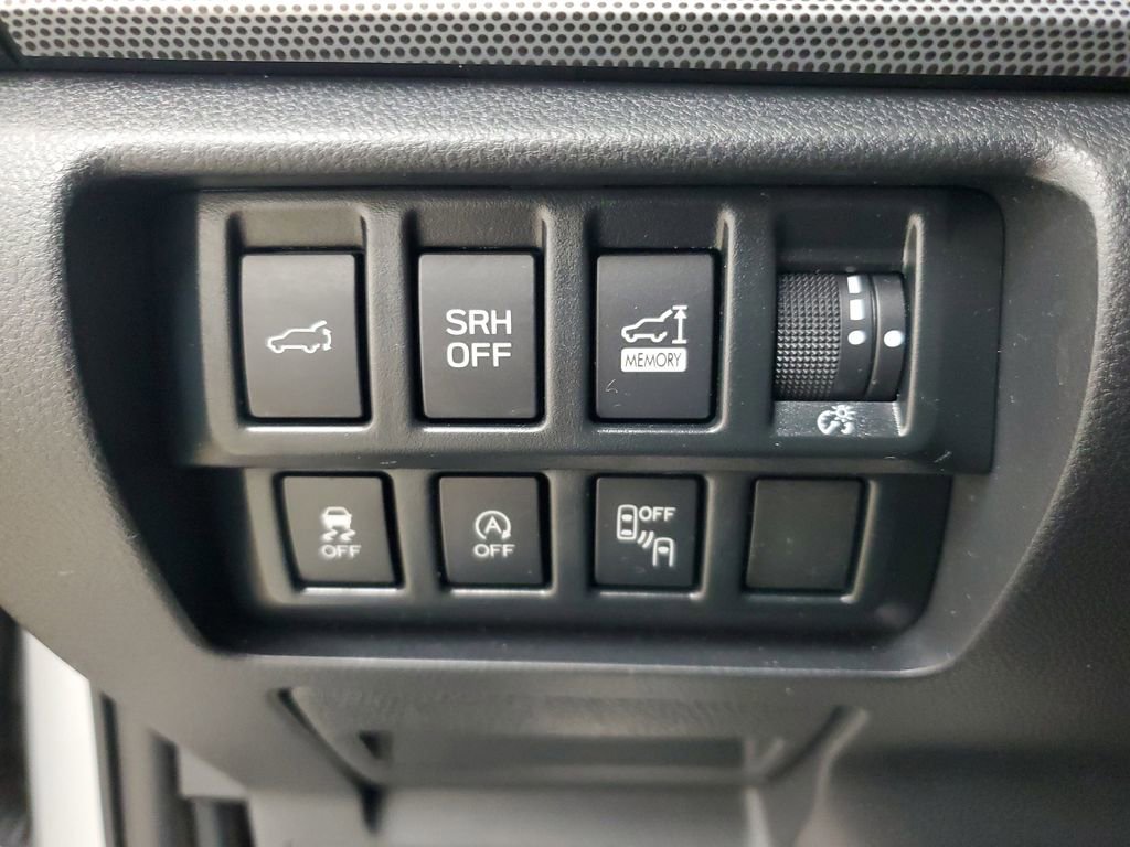 Used 2021 Subaru Forester Limited image 33