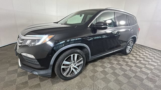 Used 2017 Honda Pilot Elite image 6
