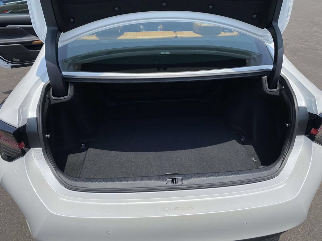 Used 2024 Lexus RC 350 RWD image 14