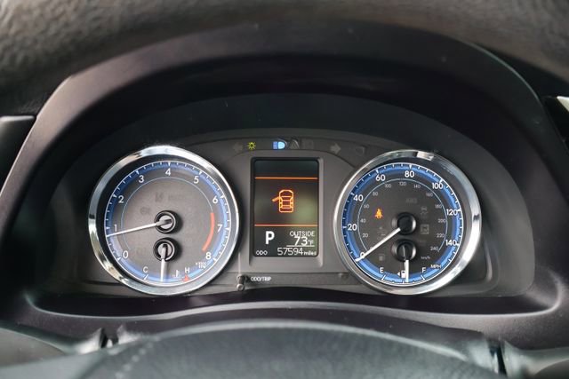Used 2019 Toyota Corolla LE image 15