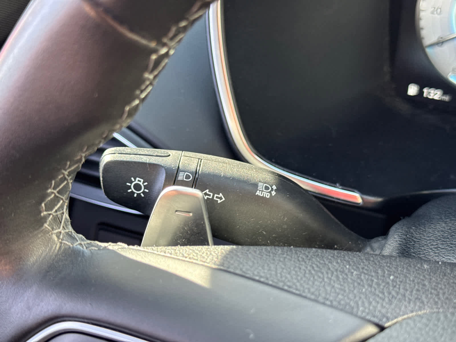 Used 2022 Hyundai Santa Fe SEL w/ Convenience + Premium Package image 19