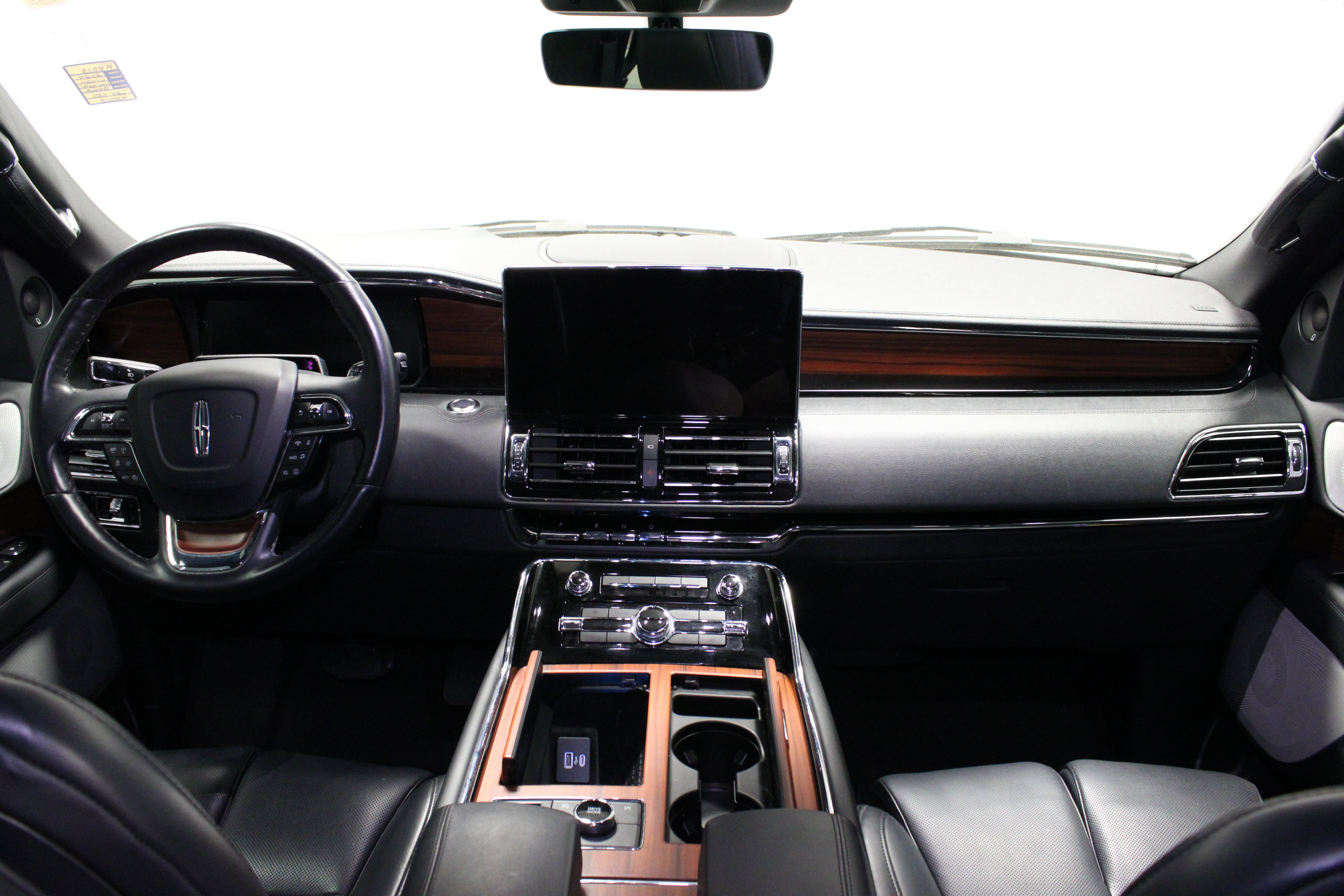 Used 2024 Lincoln Navigator L Reserve AWD/4WD image 22