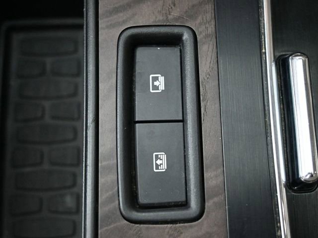 Used 2021 Lincoln Aviator Reserve w/ Equipment Group 202A image 30