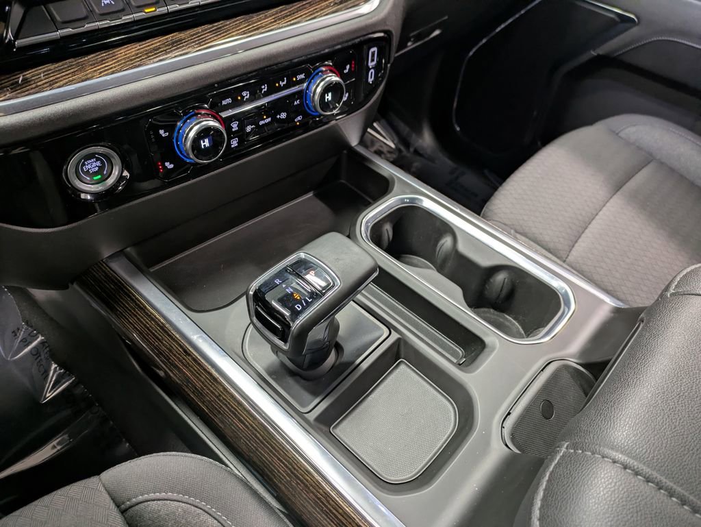 Used 2024 GMC Sierra 1500 Elevation w/ LPO, Elevation Black Package image 14