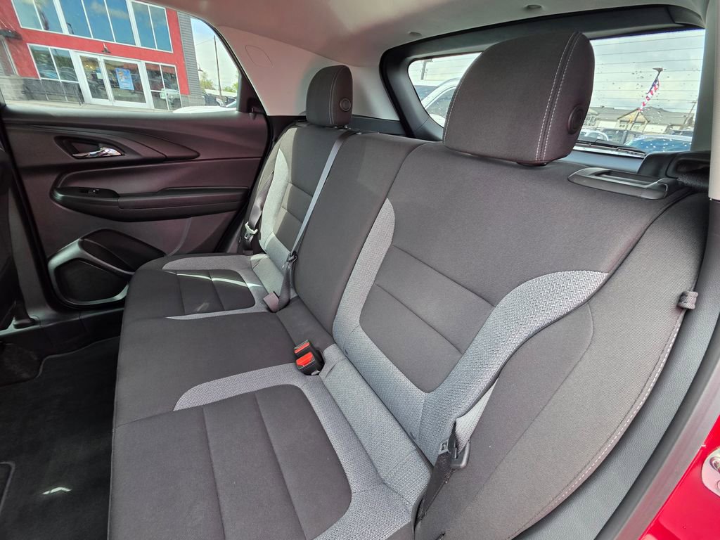 Used 2023 Chevrolet TrailBlazer LT FWD image 10
