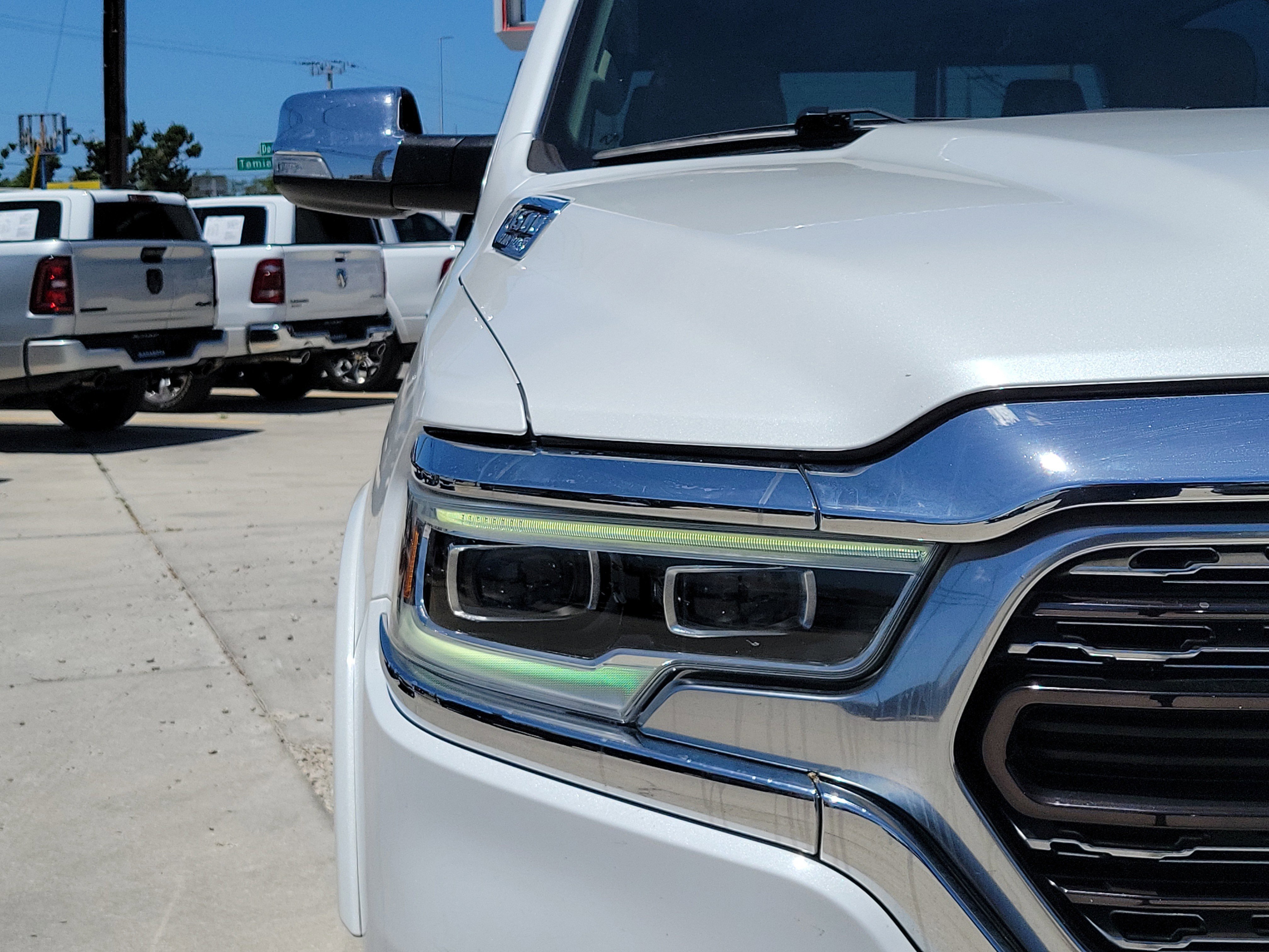 Used 2021 RAM 1500 Limited image 7