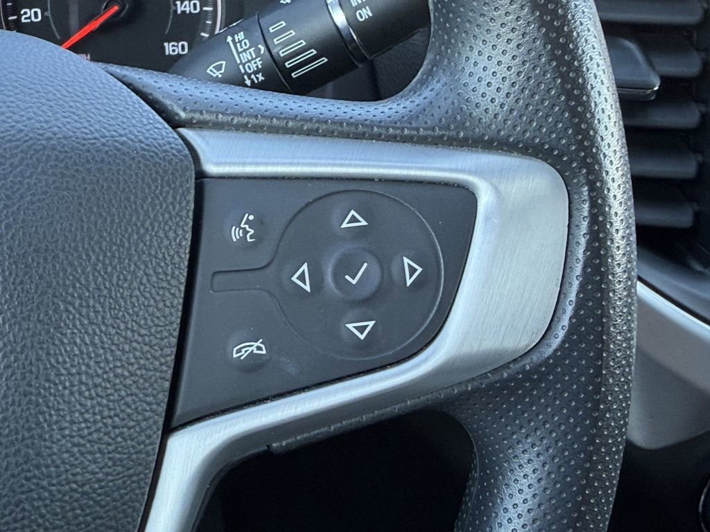 Used 2023 GMC Acadia SLE w/ Driver Convenience Package image 21