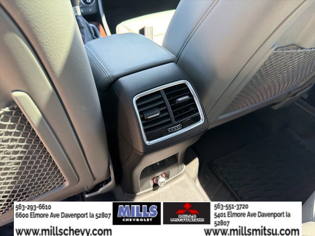 Used 2018 Audi Q3 2.0T Premium Plus w/ Premium Plus Package AWD/4WD image 22