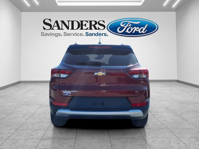 Used 2025 Chevrolet TrailBlazer LT w/ LT Cold Weather Package image 3