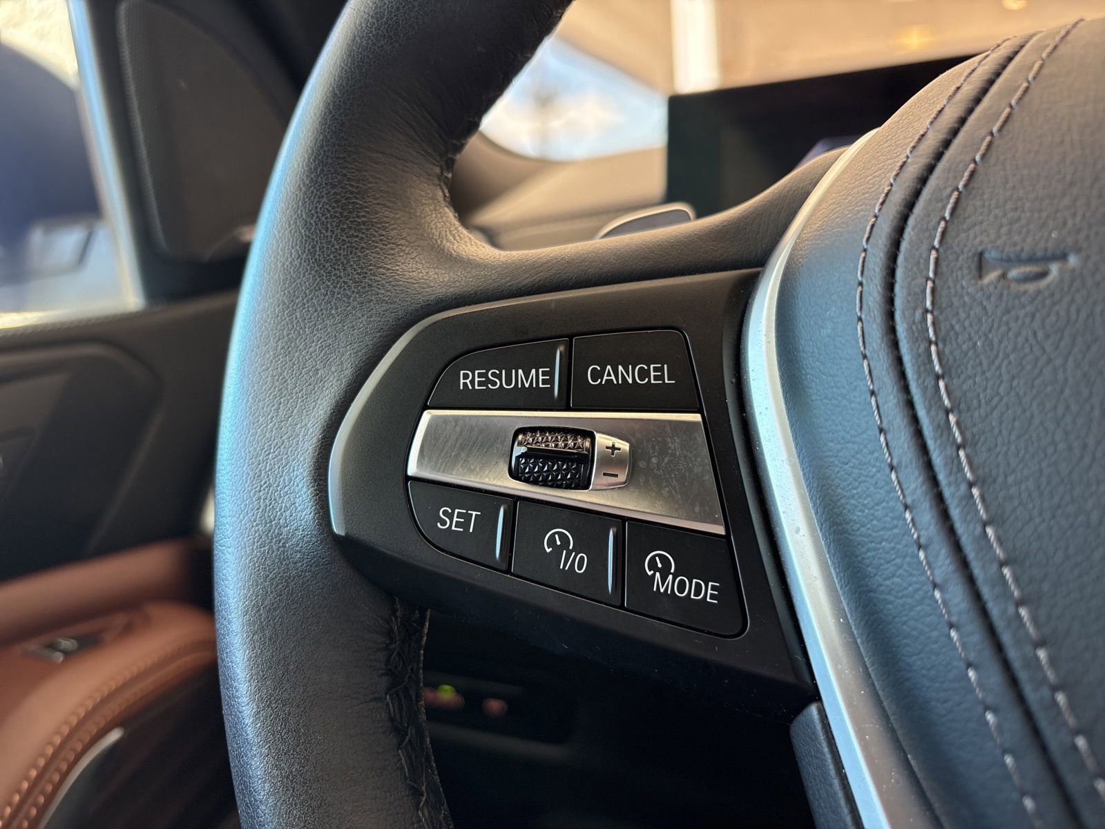 Used 2024 BMW X5 xDrive40i w/ Premium Package AWD/4WD image 29