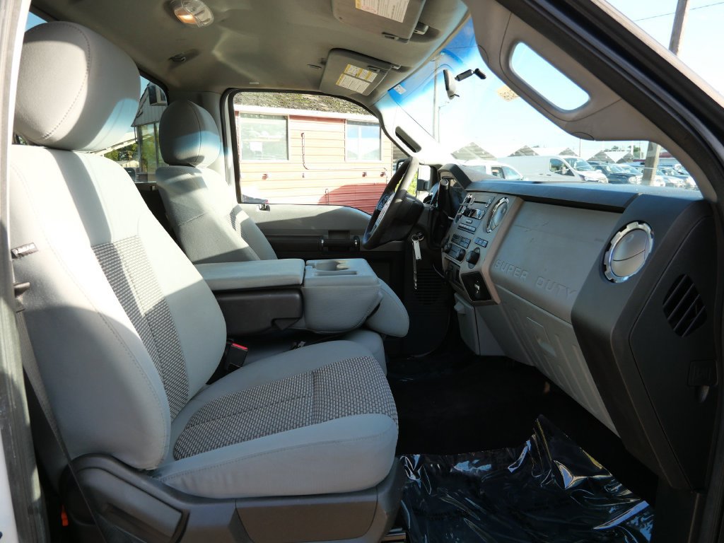 Used 2013 Ford F350 XLT w/ XLT Interior Pkg AWD/4WD image 13