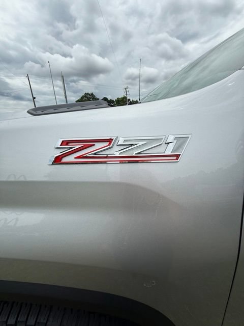 Used 2023 Chevrolet Silverado 2500 LTZ AWD/4WD image 7