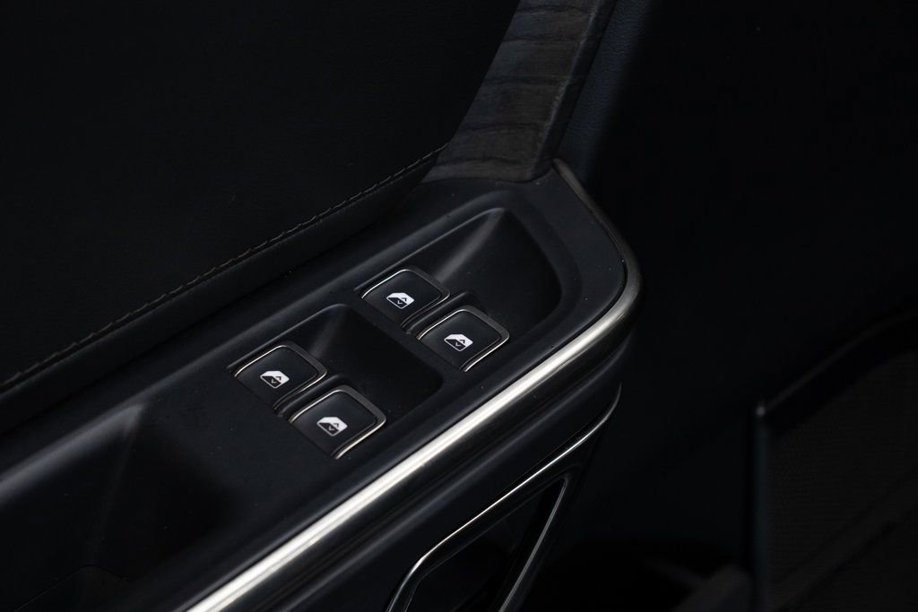 Used 2022 Rivian R1T Adventure image 19