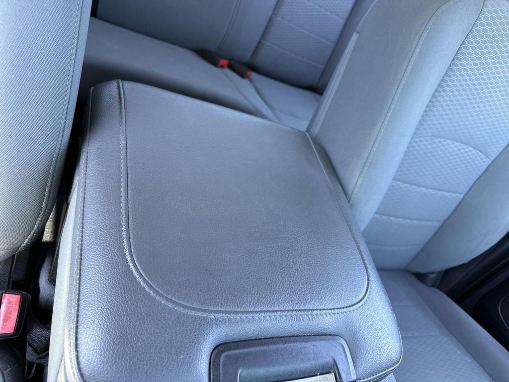 Used 2017 RAM 1500 Express RWD image 13