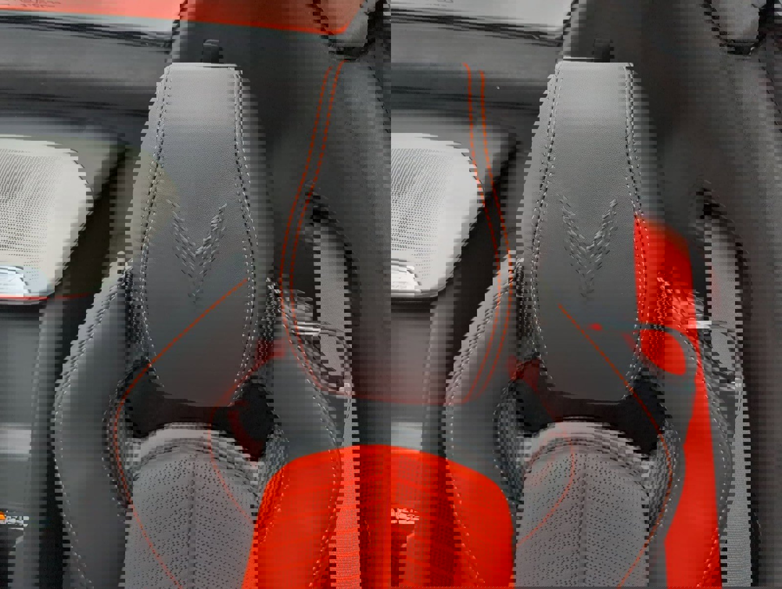 Used 2025 Chevrolet Corvette Stingray Premium Conv image 24