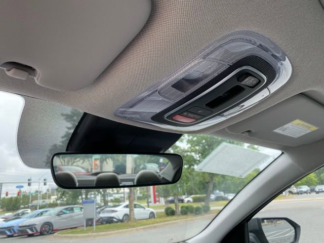 Certified 2025 Hyundai Elantra Limited image 22