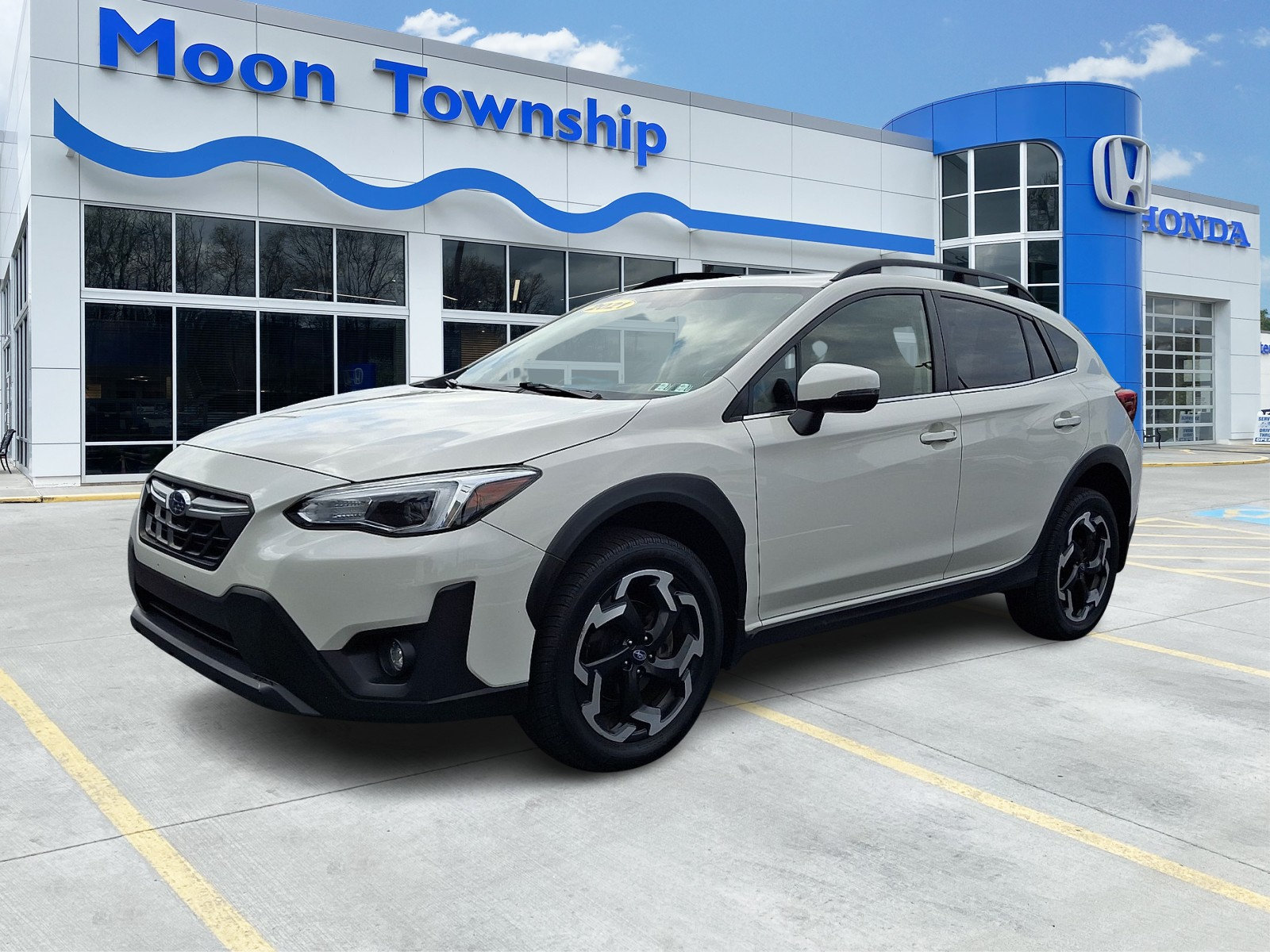 Used 2021 Subaru Crosstrek 2.5i Limited w/ Moonroof Package 2 AWD/4WD image 3