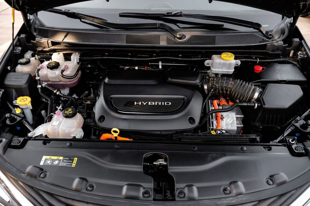 Used 2019 Chrysler Pacifica Limited w/ Advanced Safetytec Group image 56