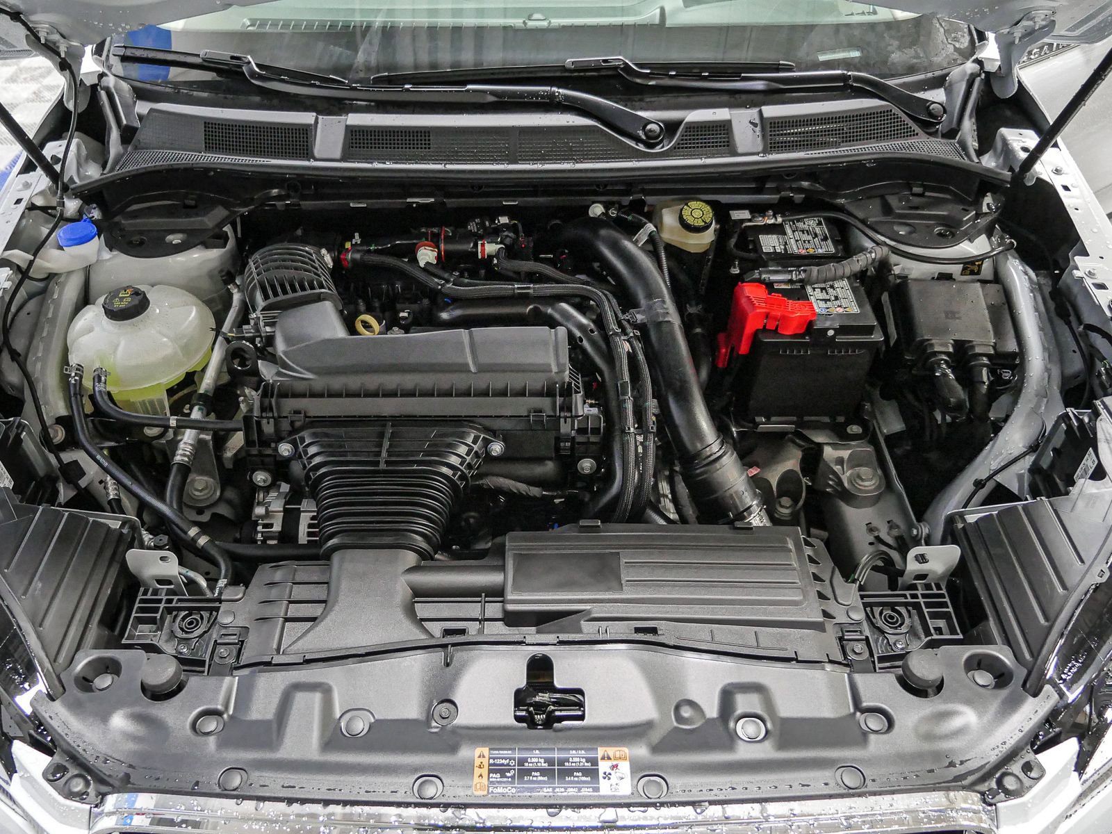 New 2025 Lincoln Corsair Reserve w/ Equipment Group 202A image 18