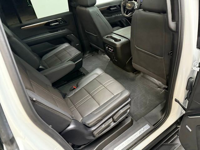 Used 2025 Chevrolet Suburban High Country w/ Sun And Tow Package image 44